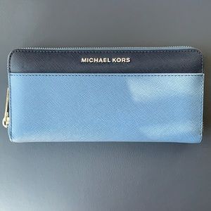Michael Kors Colorblock Continental Wallet